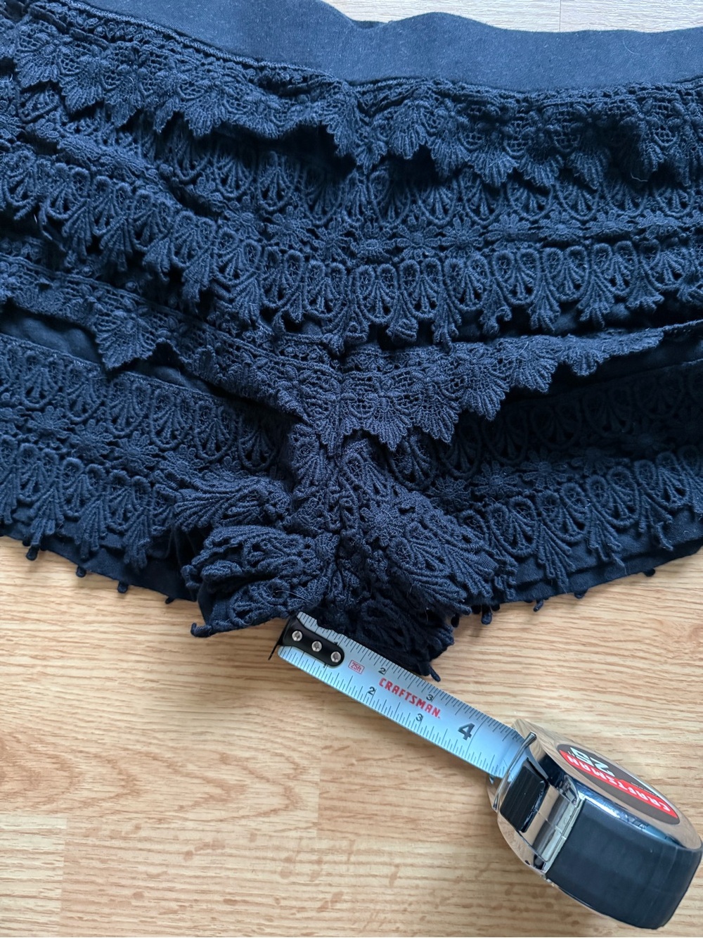 Black Express Crochet Ruffle Shorts - Picture 5 of 5